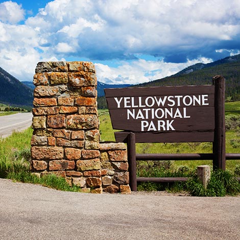 Yellowstone national park sign and entrance.