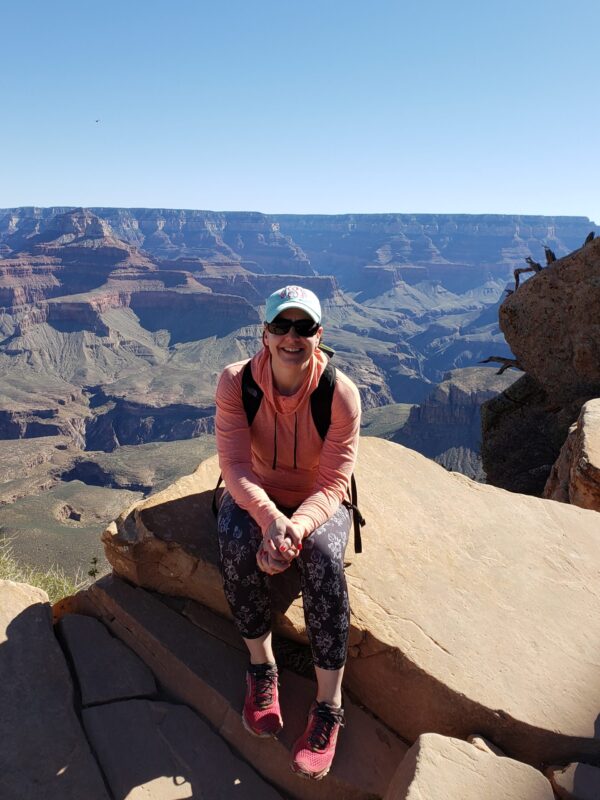 Lindsey Pierce hiking image