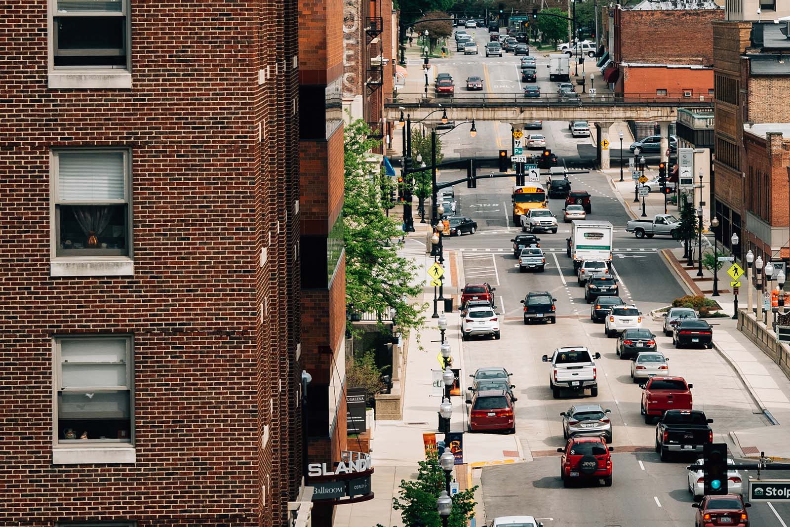 Illinois - Galena Blvd