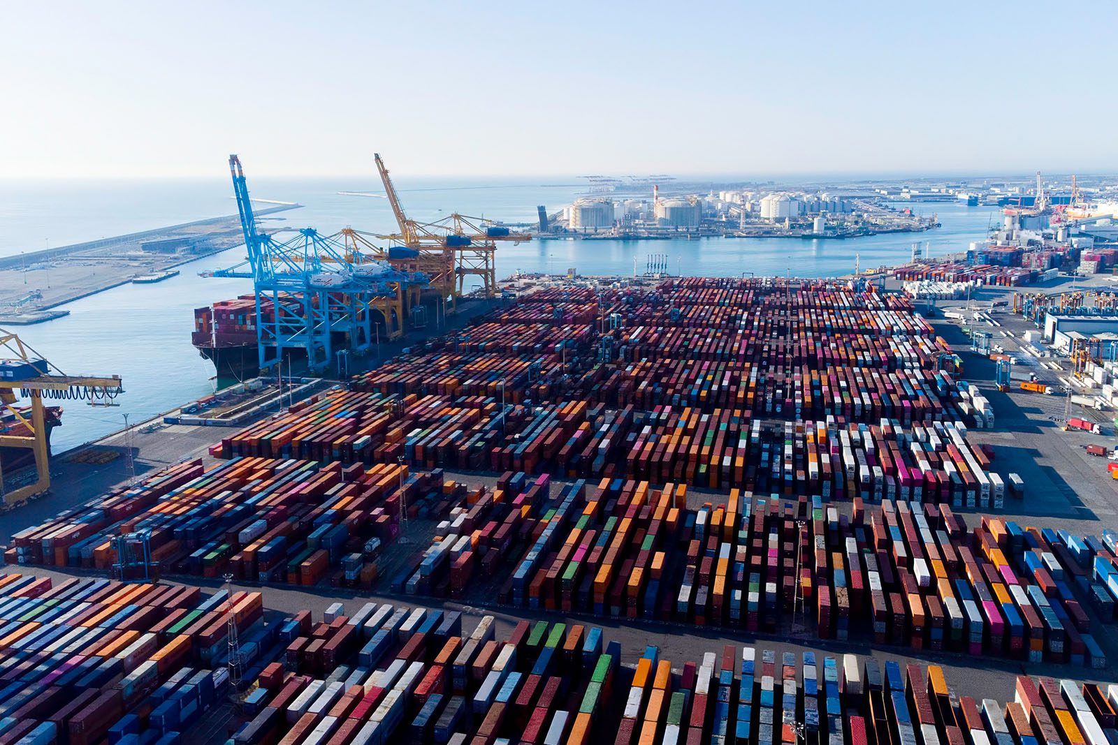 Tariffs Watch CTA Image 1