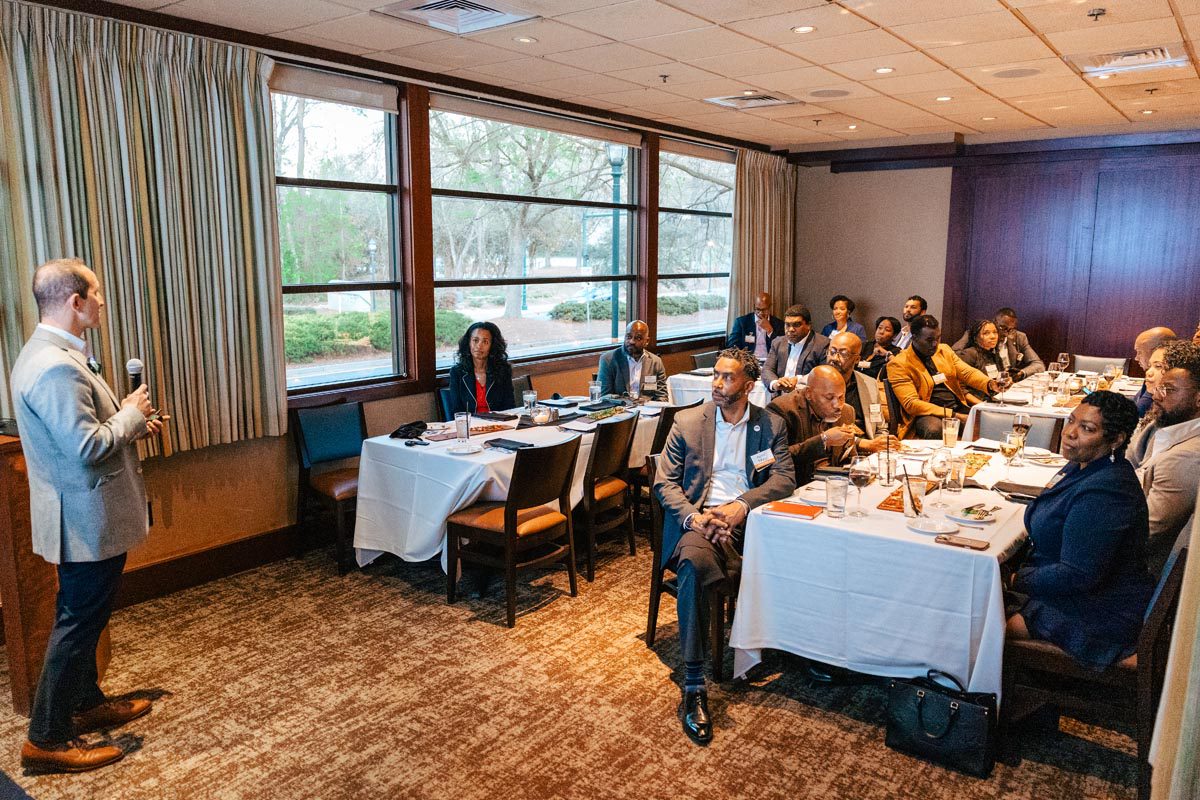 Navigating the Horizon Economic Outlook Roundtable for 2026