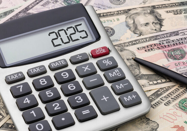 Calculator with money - 2025